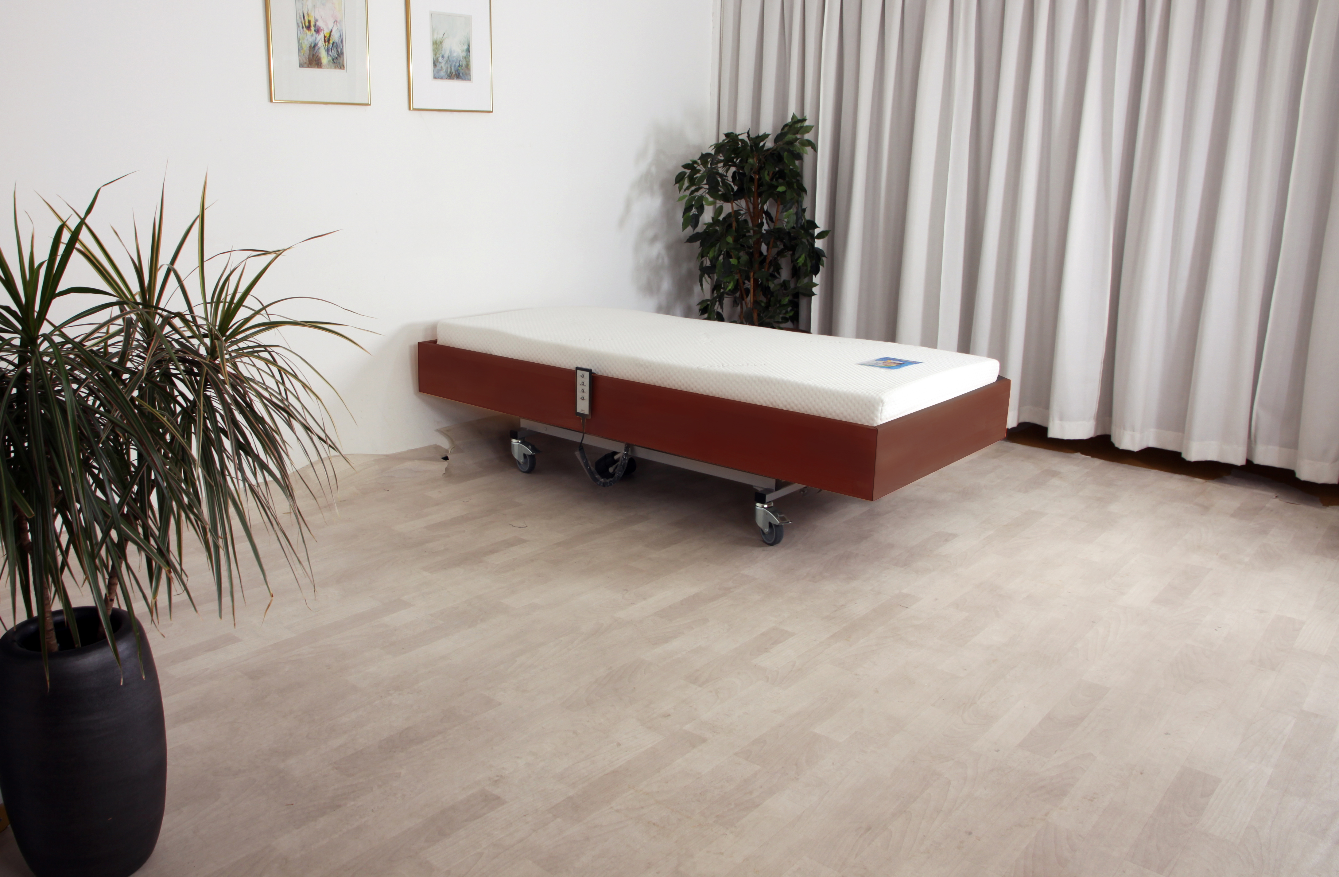 120 cm breed Forest 699QS Premium luxe massief wild eikenhouten hooglaagbed.