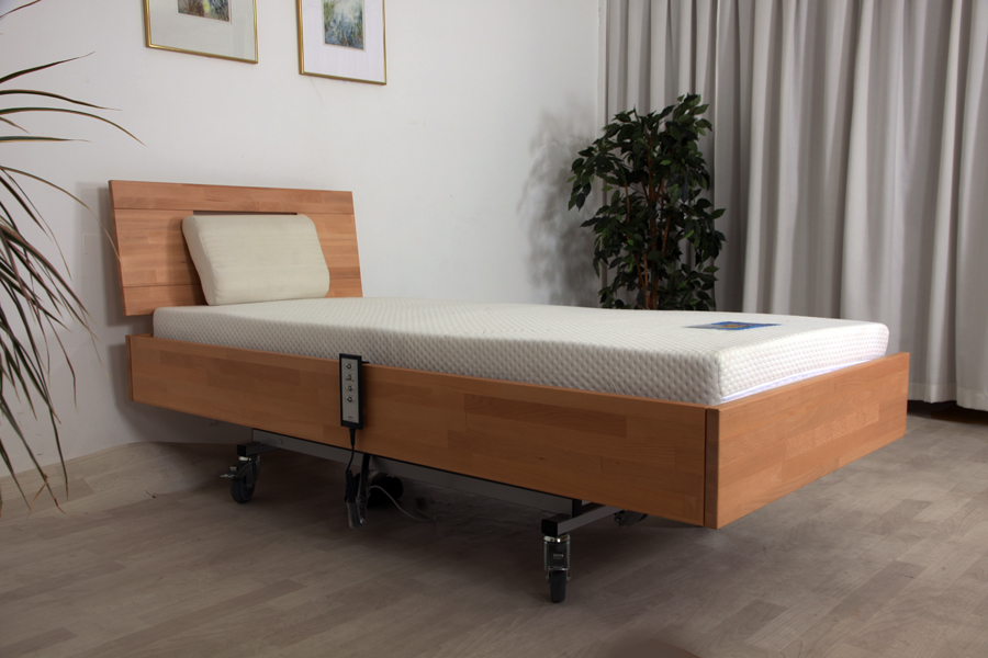 140 cm breed beukenhouten Forest Basic 503KT. Een massief houten hooglaagbed