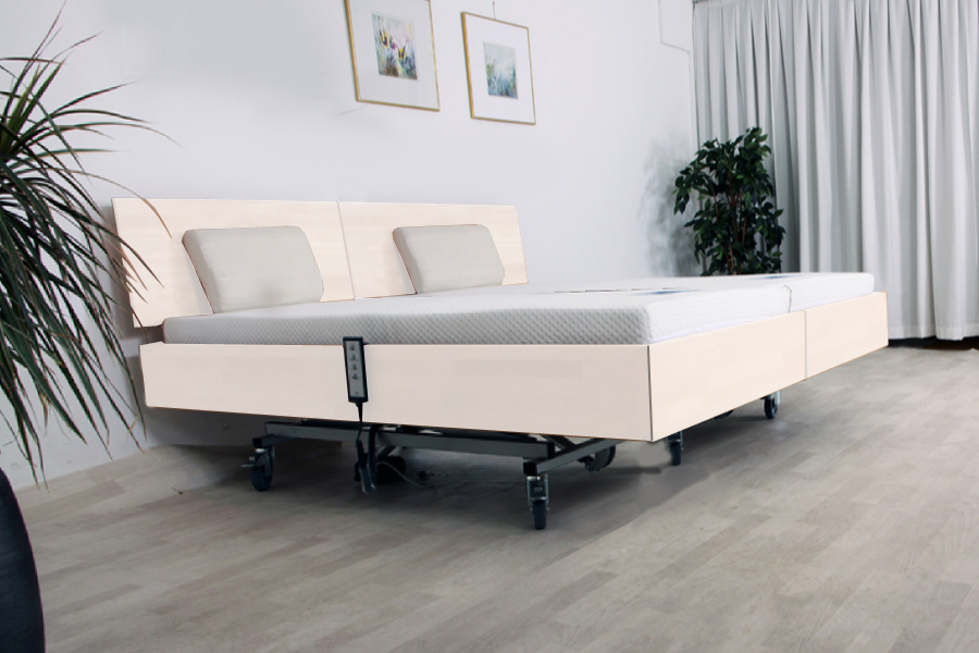 200 cm breed beukenhouten Forest Premium 604KT. Een massief houten hooglaagbed