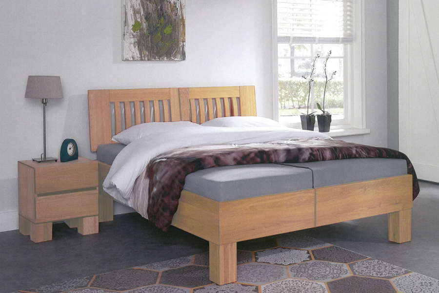 180 cm breed beukenhouten Forest Premium 603KT. Een massief houten hooglaagbed