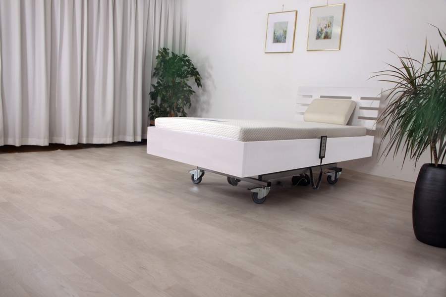 120 cm breed beukenhouten Forest Basic 502KT. Een massief houten hooglaagbed