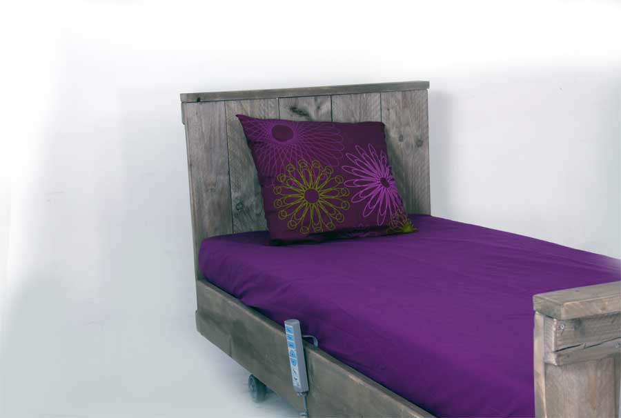 Stoer steigerhouten 100 cm breed 1 pers. hoog laag bed model Classic