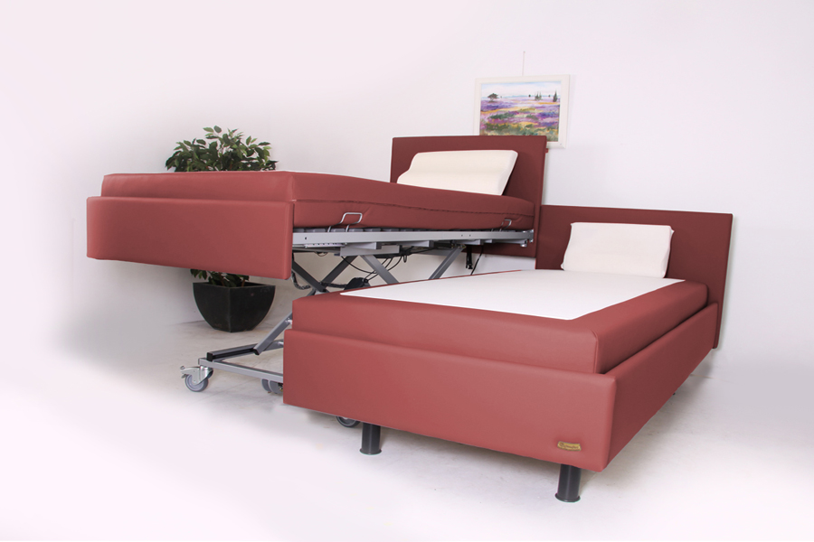 Lancelot hooglaag bed. 180 cm breed en 220 cm lang. In de webwinkel kunt u kiezen uit 175 en 225 kilo max. belastbaarheid.