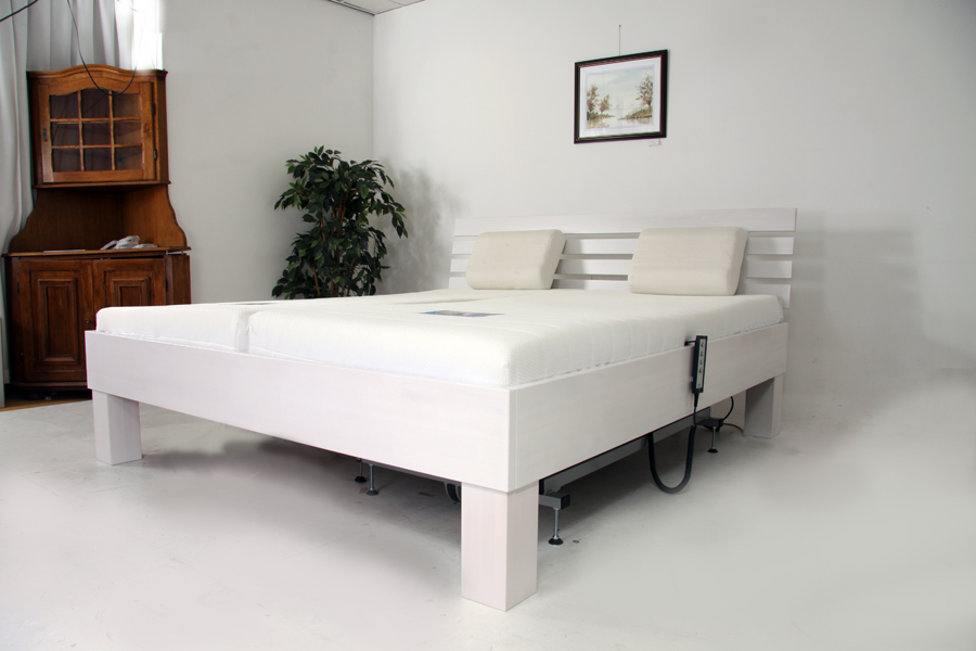 Hooglaagbed Forest Basic 502 KT niet deelbaar 140 cm breed massief beukenhouten.